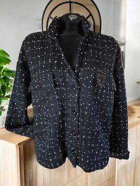🆕️ Black & White Tweed Button-Front Oversized Shirt Jacket Size M